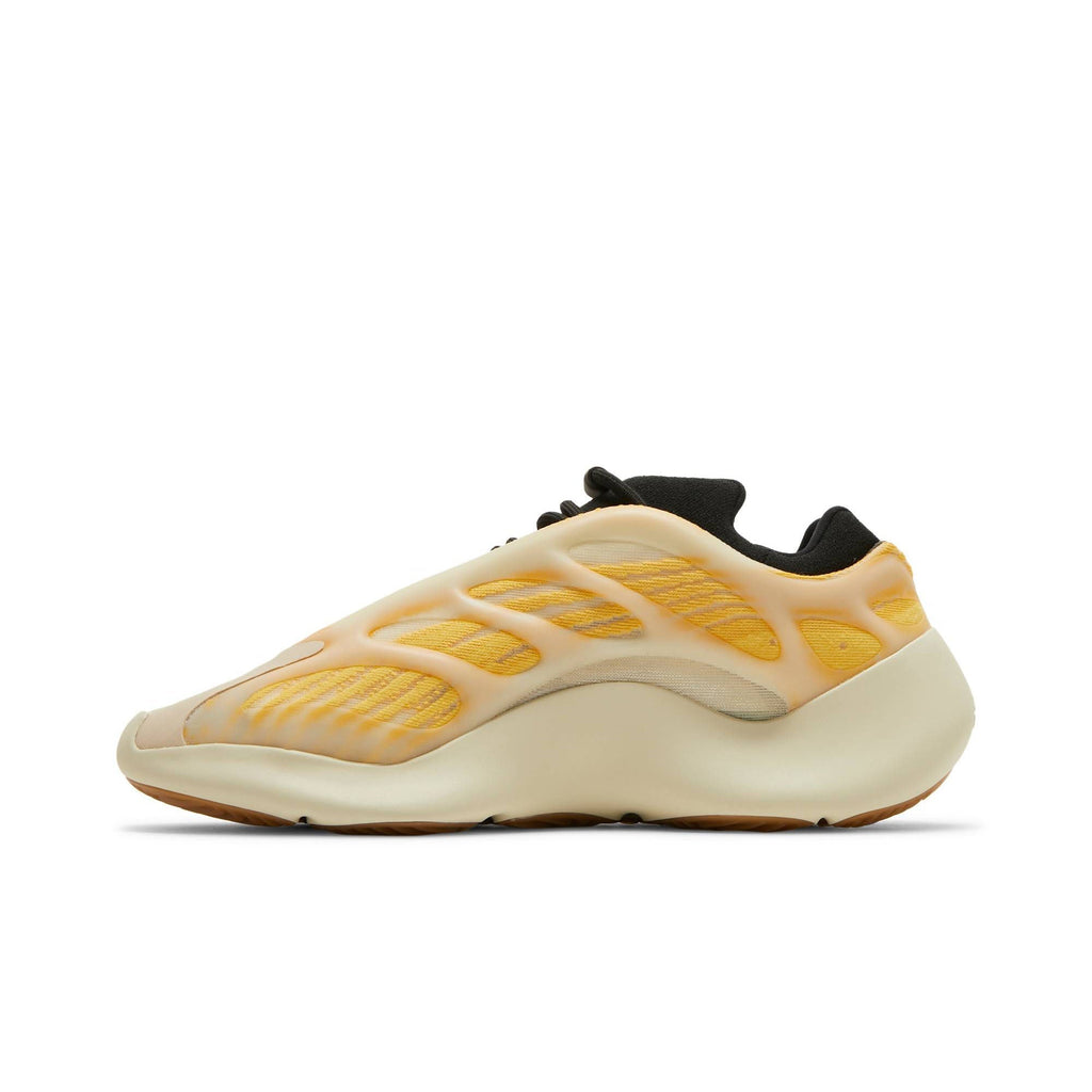 Yeezy 700 V3 'Mono Safflower' HP5425