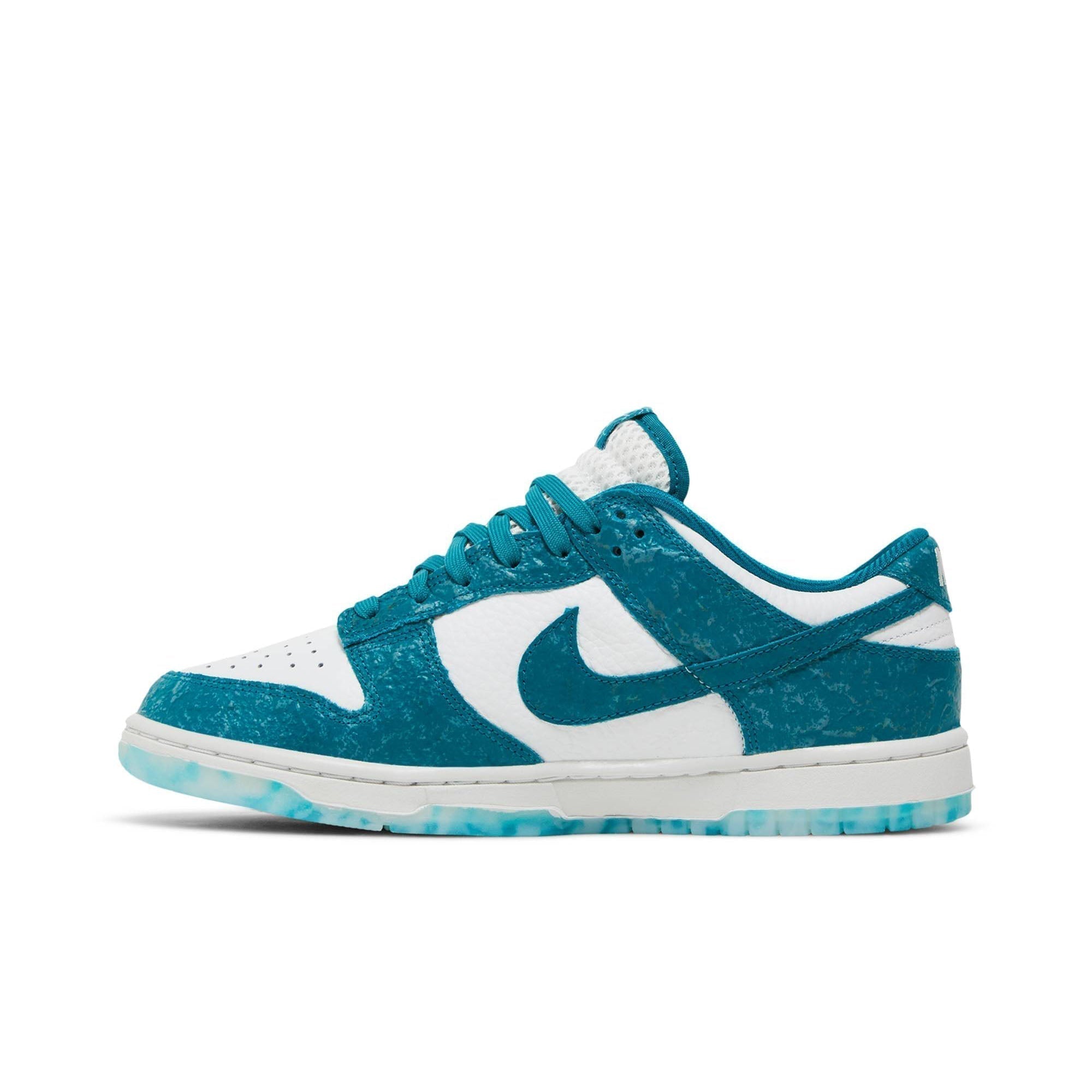 Wmns Dunk Low 'Ocean' DV3029-100