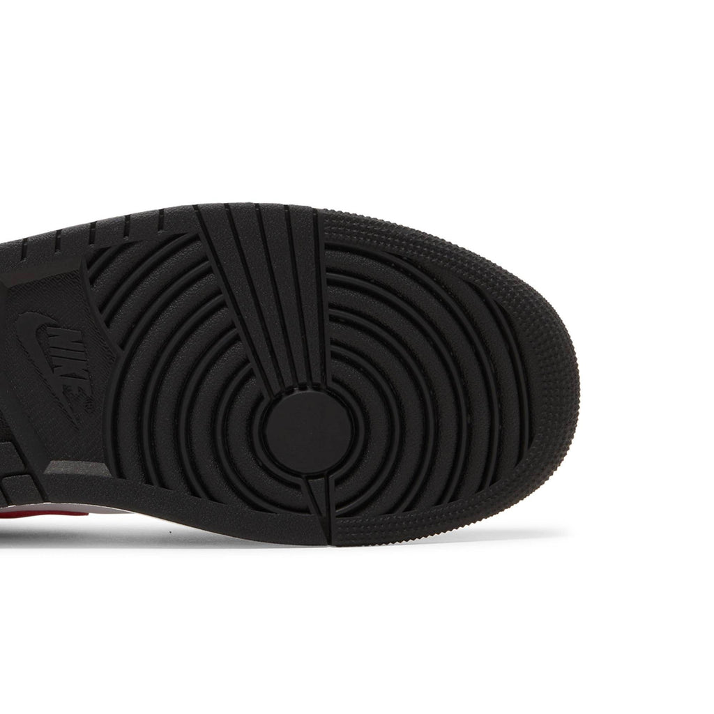 Air Jordan 1 Mid 'Bred Toe' 554724-079