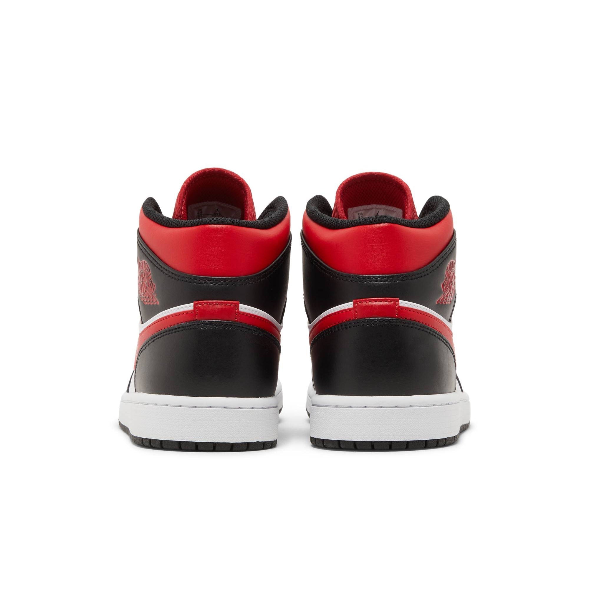 Air Jordan 1 Mid 'Bred Toe' 554724-079