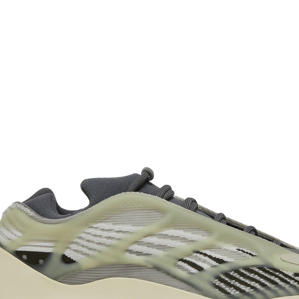 Yeezy 700 V3 'Fade Salt' ID1674