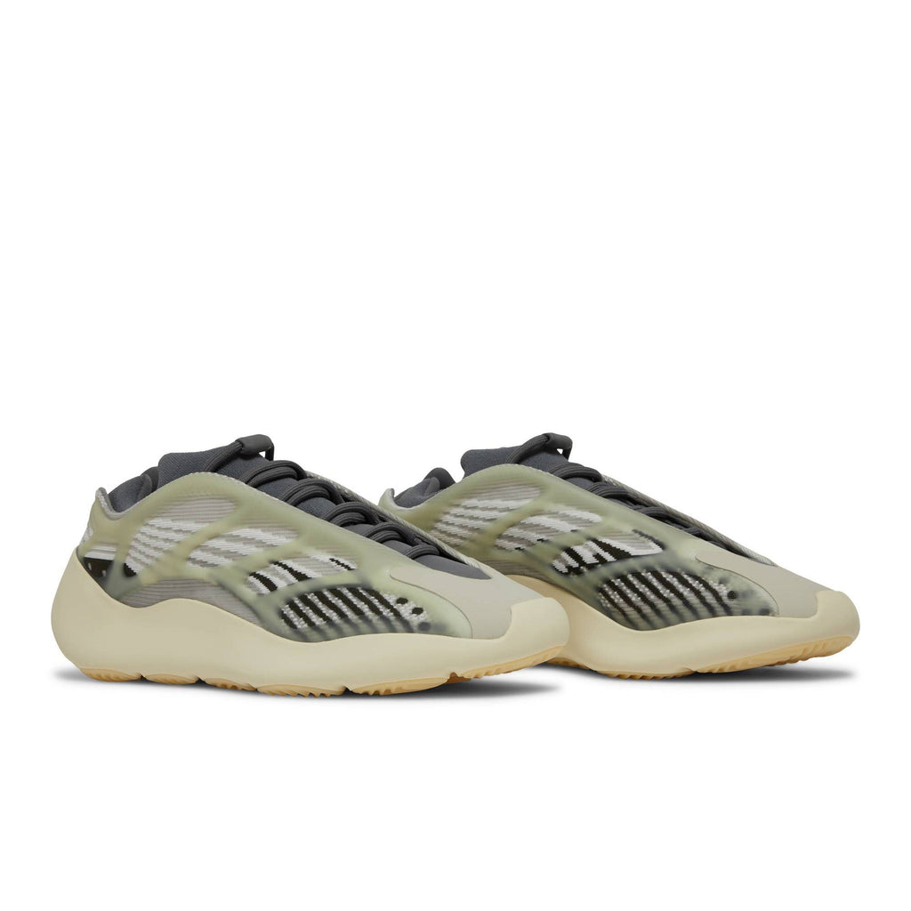 Yeezy 700 V3 'Fade Salt' ID1674