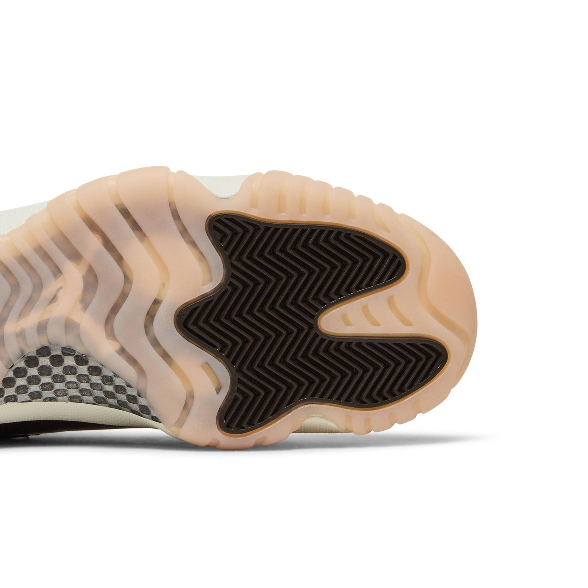 Wmns Air Jordan 11 Retro 'Neapolitan' AR0715-101