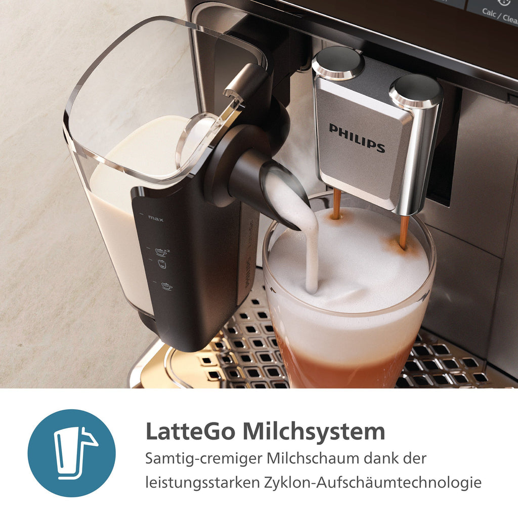 Philips Series 3300 Kaffeevollautomat EP3347/90, 6 Getränke (heiß oder eisgekühlt) LatteGo-Milchsystem, SilentBrew Technologie, Chrom-Schwarz